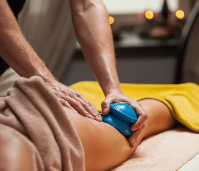Keni à Domicile est un service de kinésithérapie et de soins médicaux à Casablanca